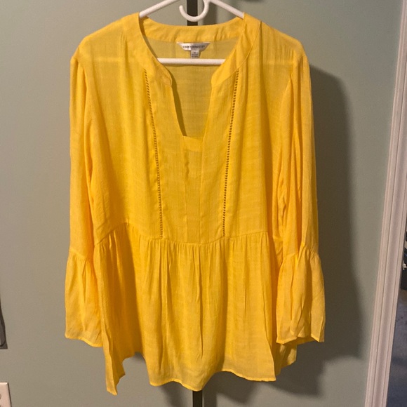Counterparts Tops - NWT WOMEN’S PLUS SIZE GOLD TUNIC TOP